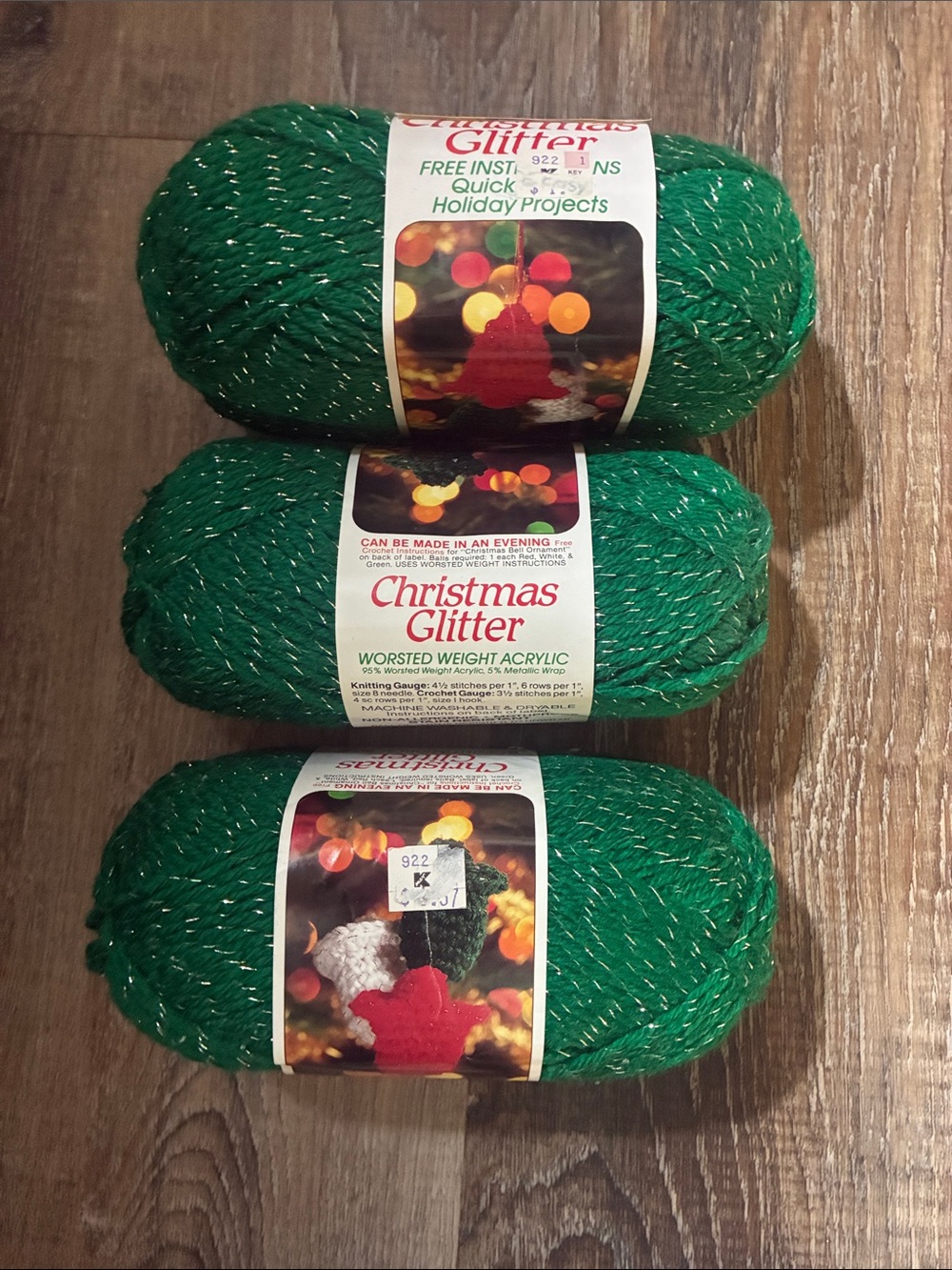 Caron (3) Christmas glitter yarn